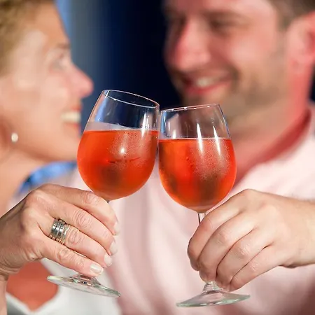 Roompot Marinapark 3* Volendam