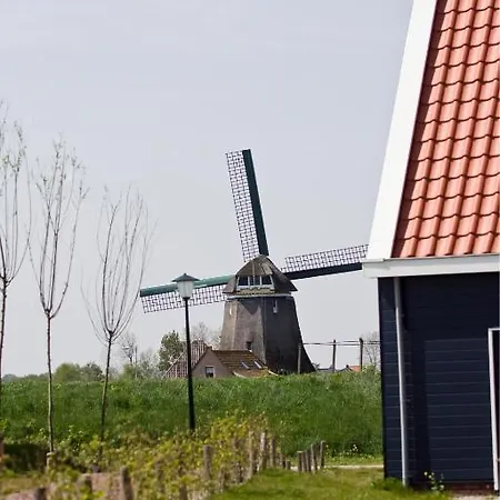 Roompot Marinapark 3* Volendam