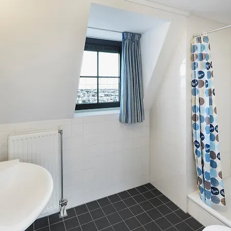 Roompot Marinapark Semesterpark Volendam