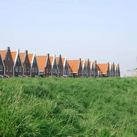 Roompot Marinapark Semesterpark Volendam