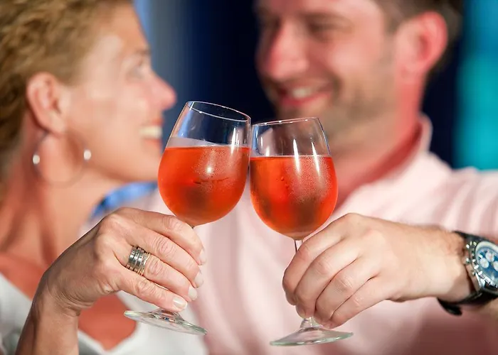 Roompot Marinapark 3* Volendam