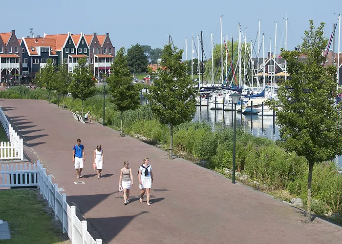 Roompot Marinapark 3* Volendam