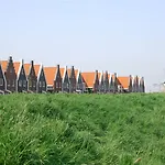 Holiday park Roompot Marinapark Volendam