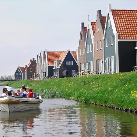 Vakantiepark Roompot Marinapark 3*