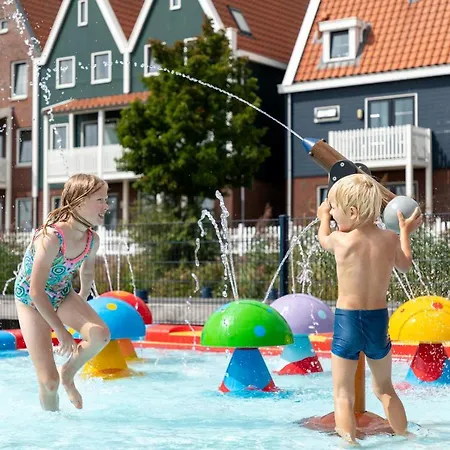 Parque de vacaciones Roompot Marinapark Volendam